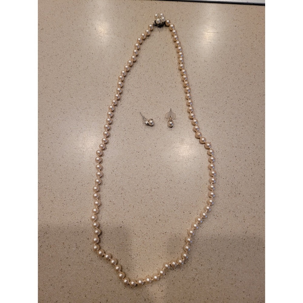 Vintage Style Faux Pearl Necklace and Stud Earrings Jewelry Set Cream Wedding